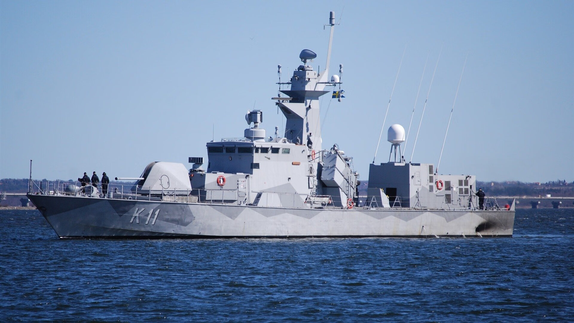 米兰体育APP-曼联后场出球成功率显著提高，曼联后腰目标