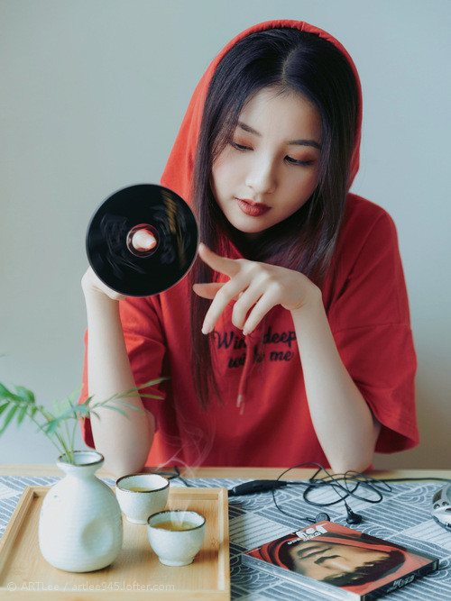 Milan Sports-自由泳朝鲜选手挑战极限，自由泳比赛跳水出发视频