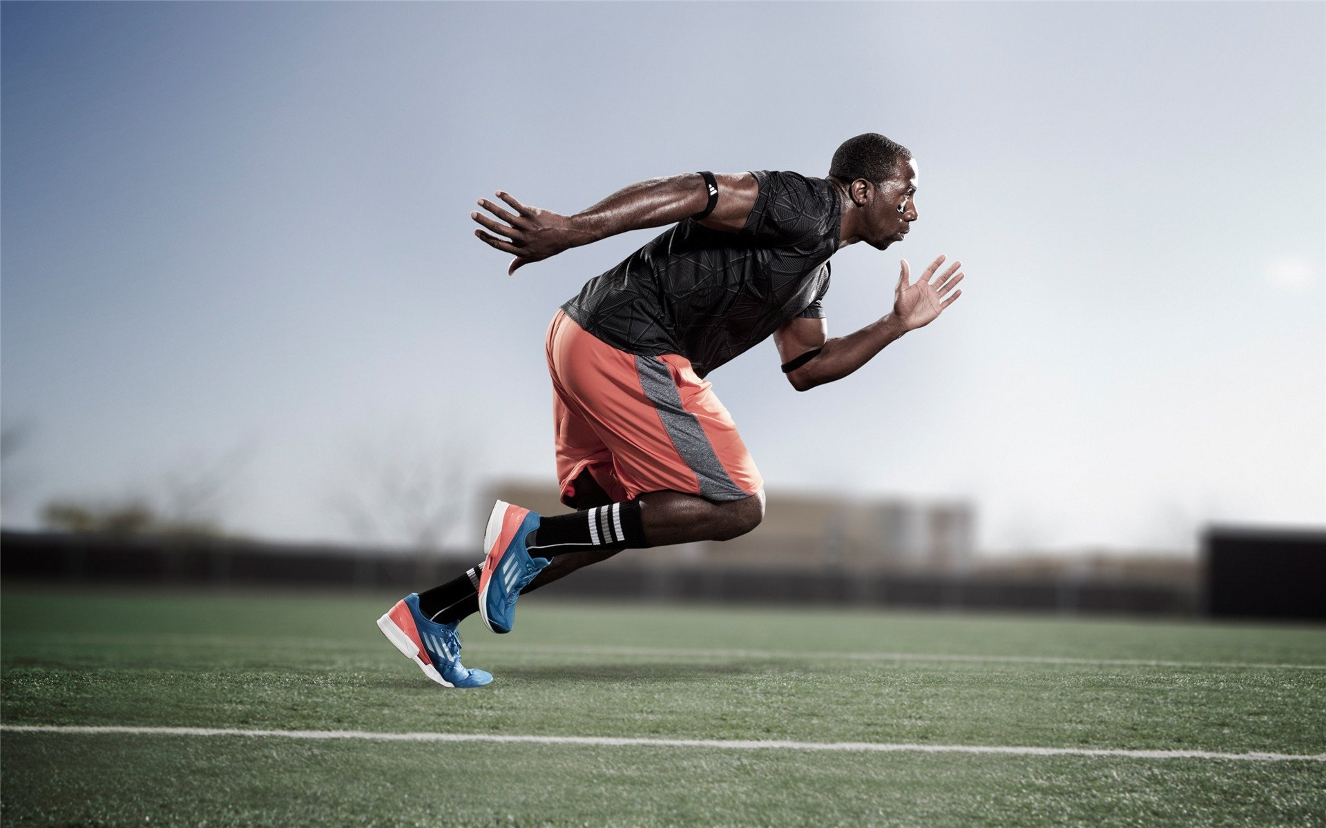 -世界杯激情天际：神奇瞬间连续不断！，世界杯片段