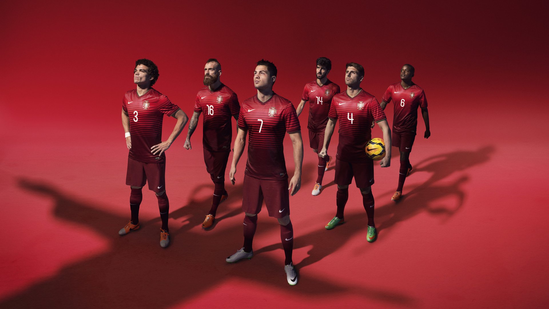 欧冠小组赛：多特1比0小胜波尔图 默尼耶压哨门线解围拯救三分